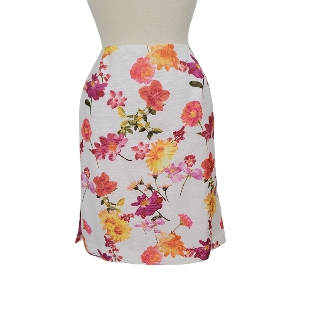Juliana Collezione White Floral Pencil Skirt